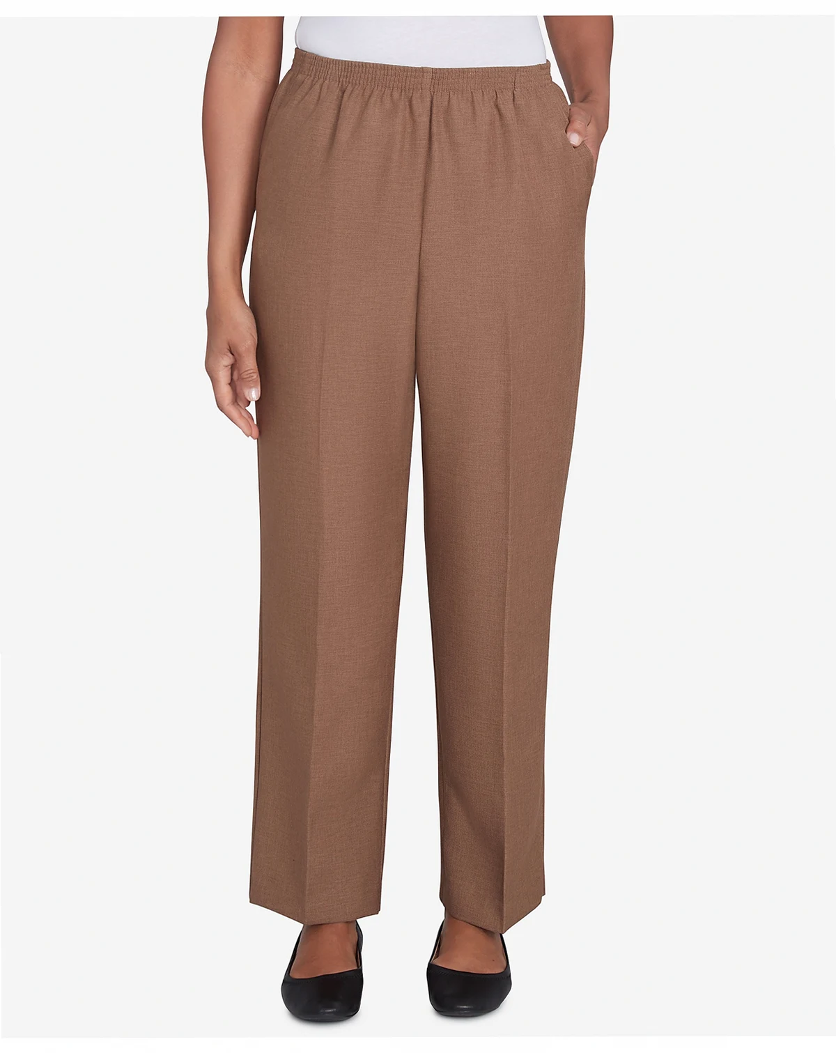 Women's Classic Textured Proportioned Short Pant