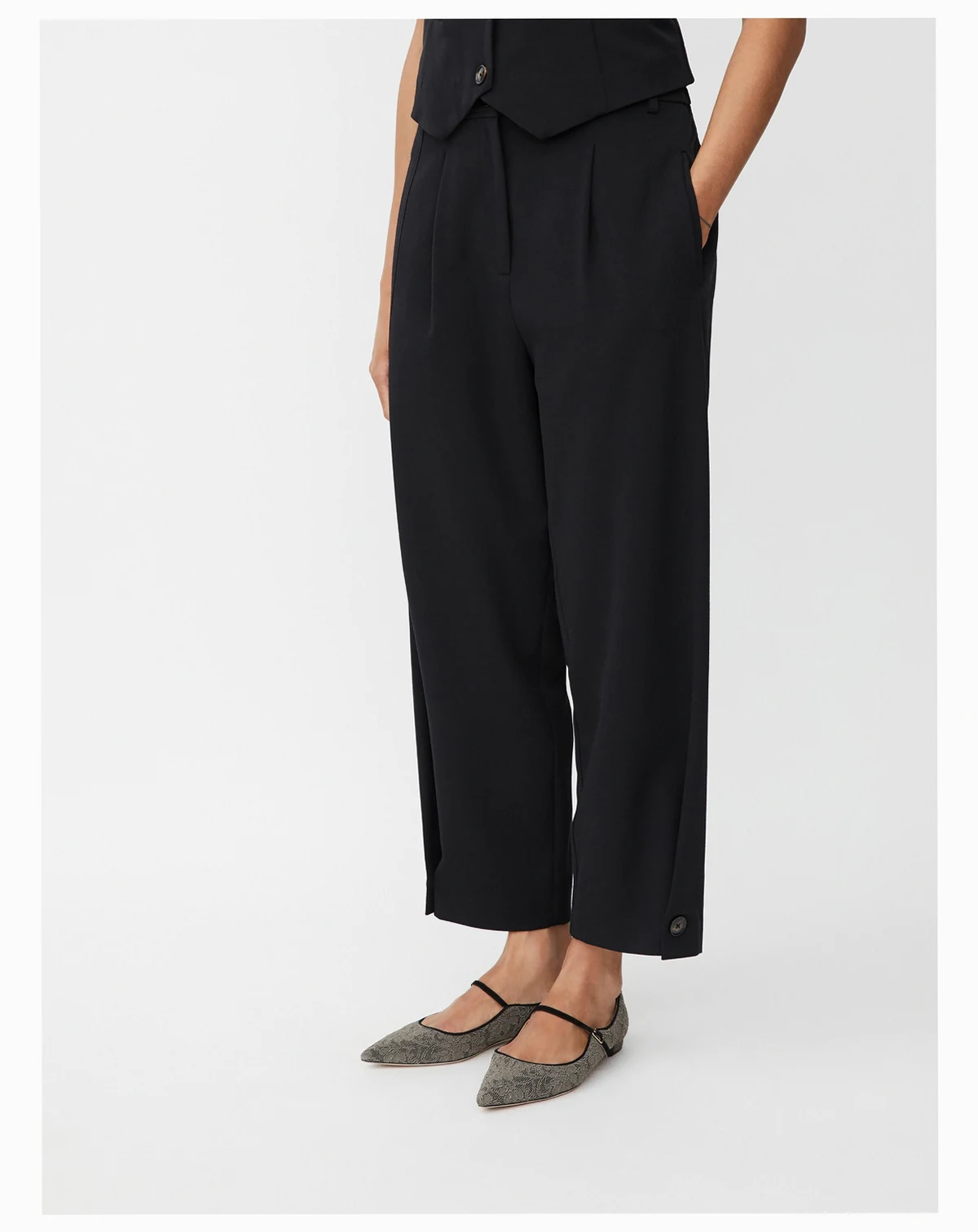 Women's MaPunna High Waisted Cropped Pants
