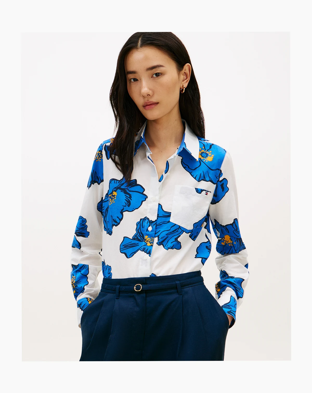 Women's Printed Button-Front Roll-Tab Shirt