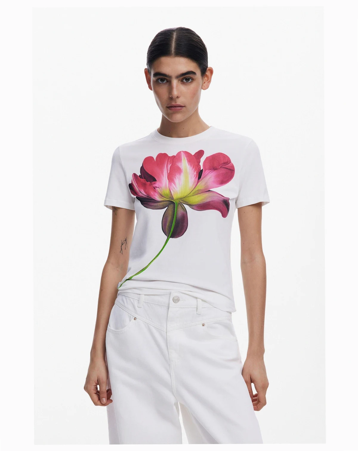 Women's Large flower T-shirt