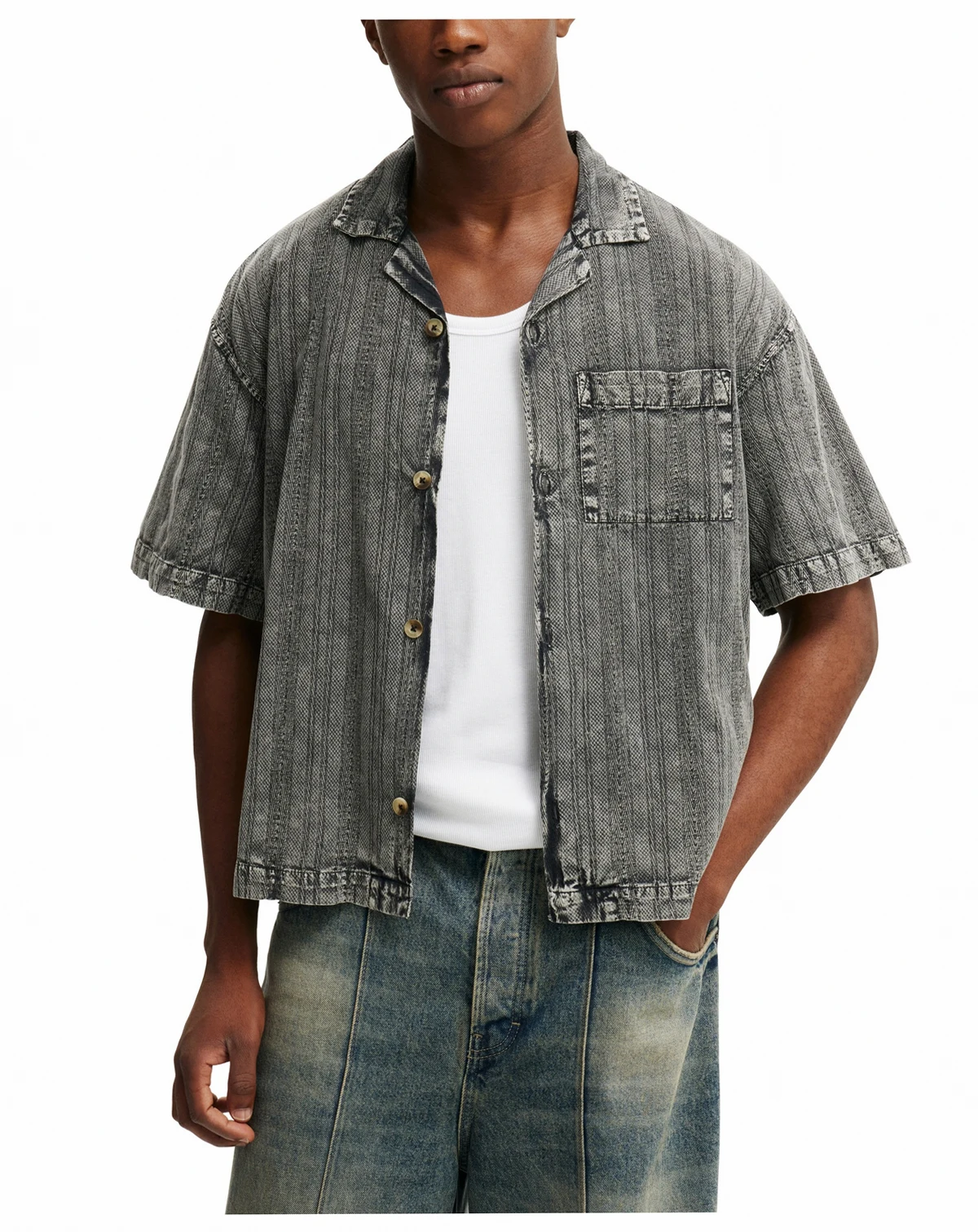 Men's Washed Box Fit Short Sleeve Shirt