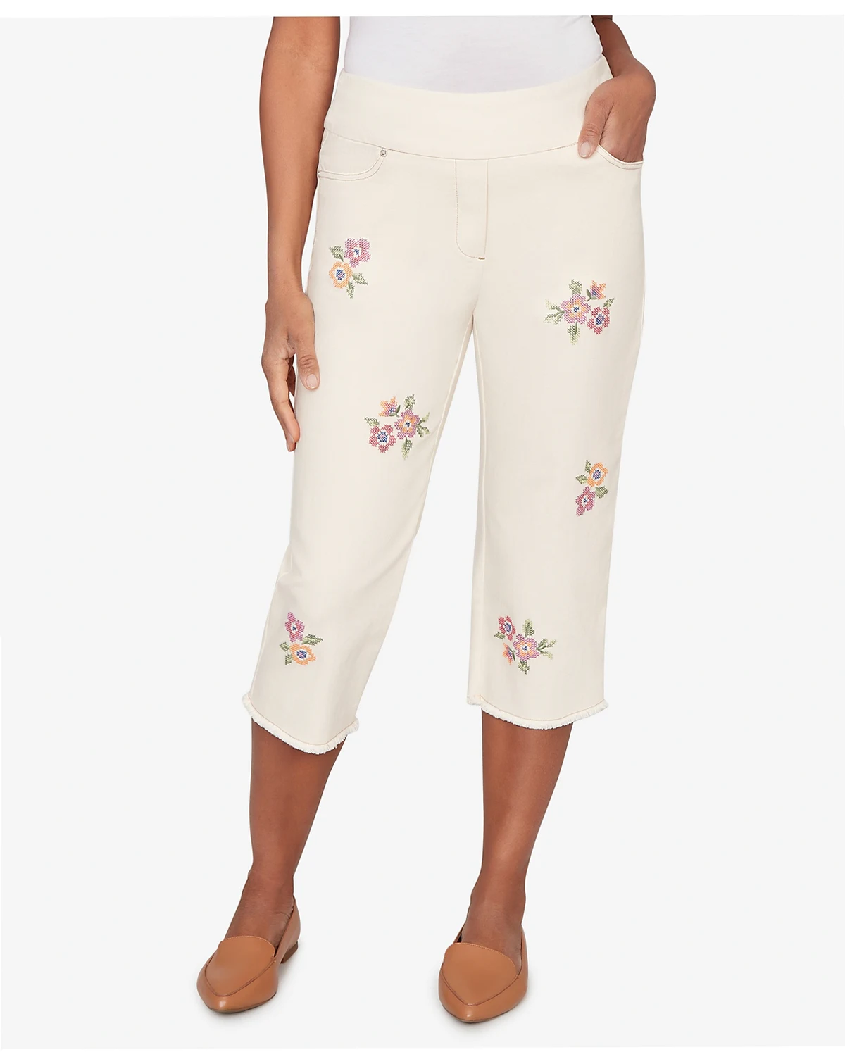Women's  Beachcomber Floral Cross Stitch Super Stretch Denim Capri Jeans