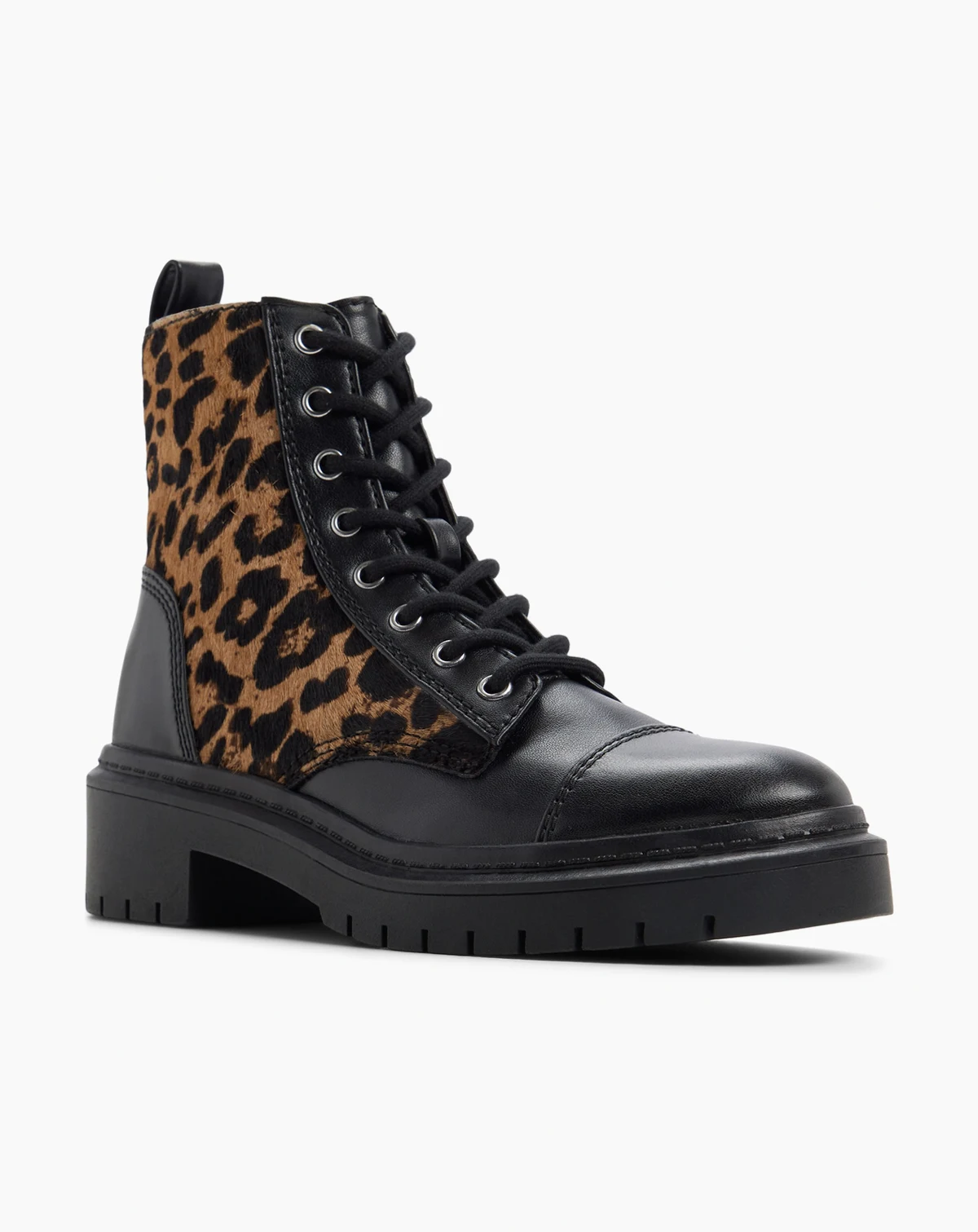Women's Goer-In Round Toe Combat Boots
