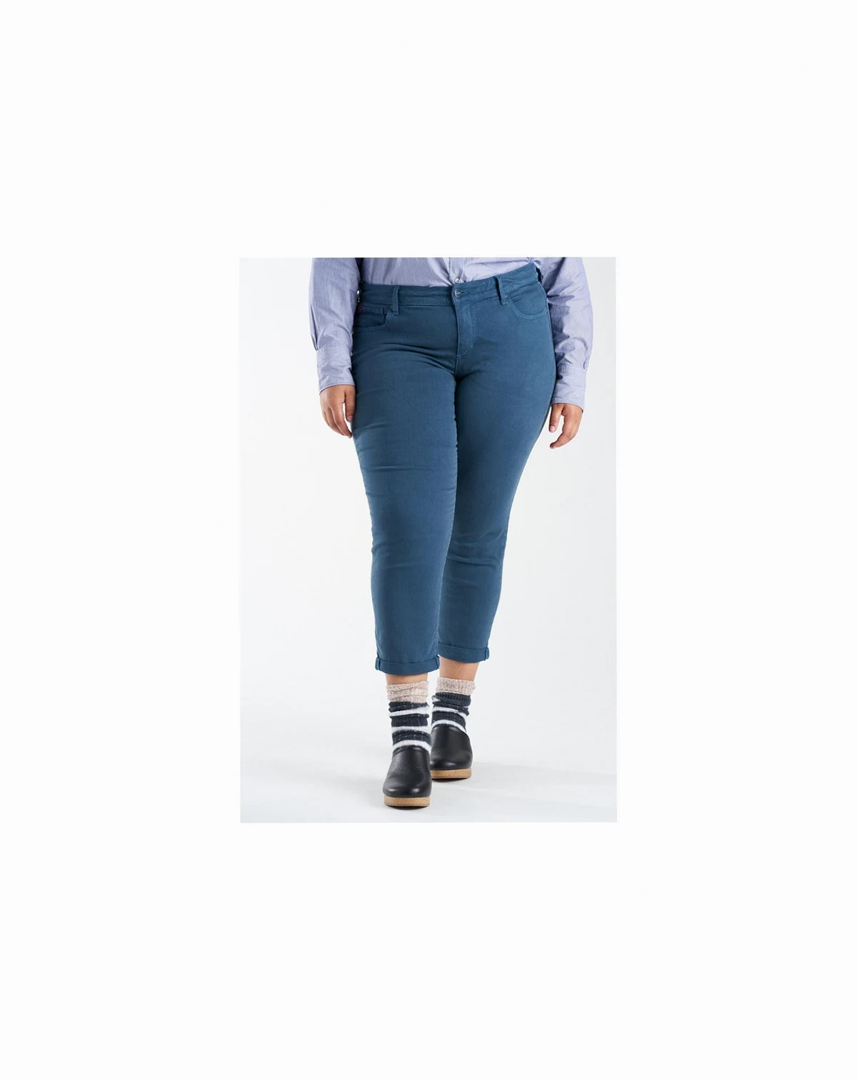 Plus Size Color Mid rise boyfriend rolled in 25.5" inseam - Hydro