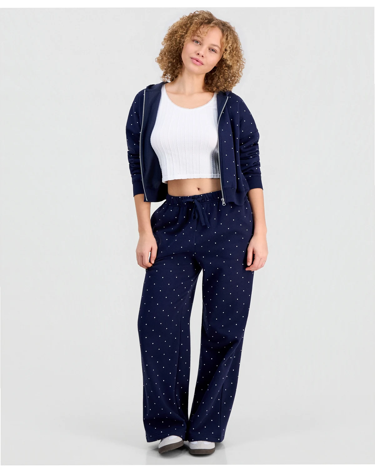 Juniors' Wide-Leg Fleece Sweatpants