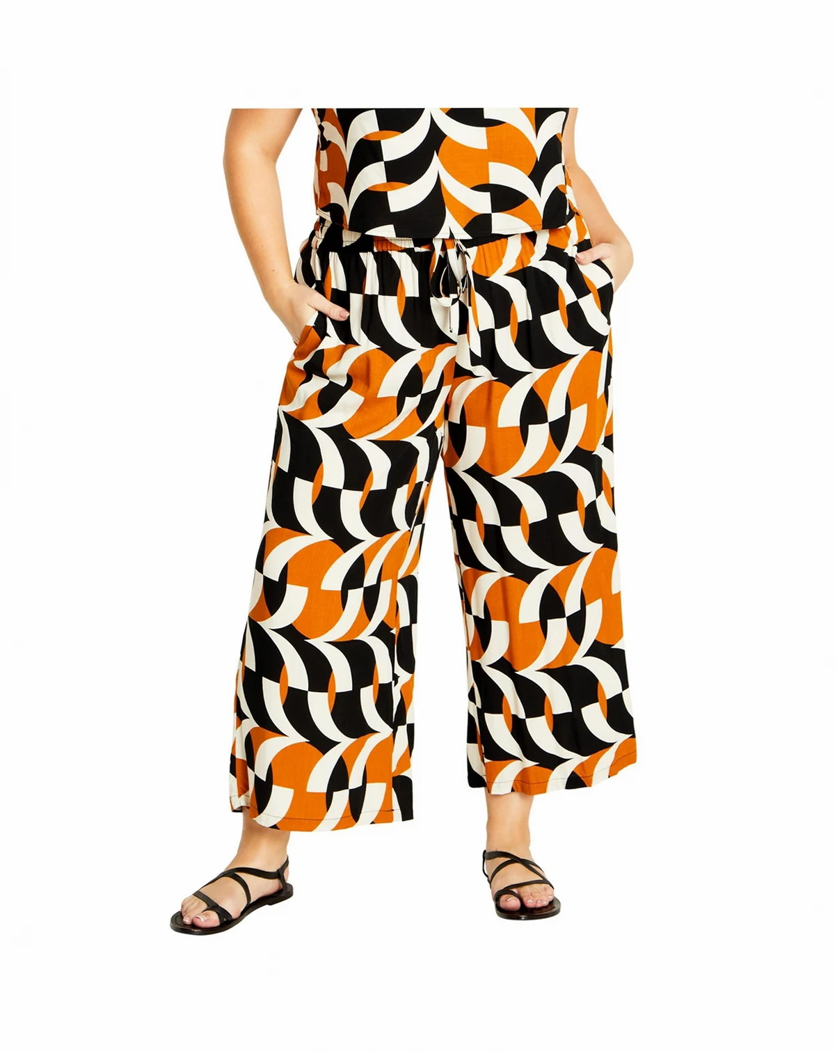 Plus Size Mystic Print Cropped Pant
