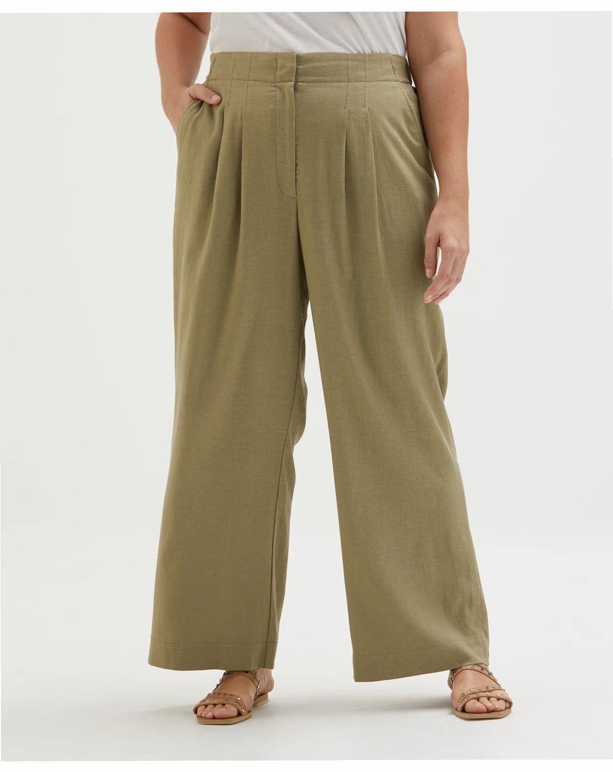 Plus Size Linen Blend Pleated Wide Leg Pants