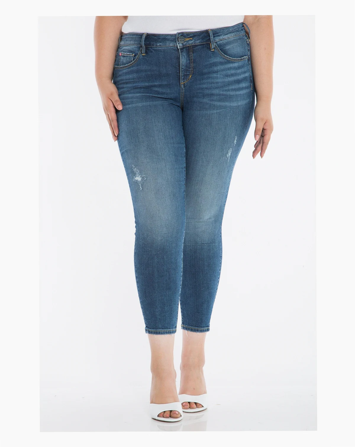 Plus Size Denim Mid Rise Skinny in 28" inseam - Hazel