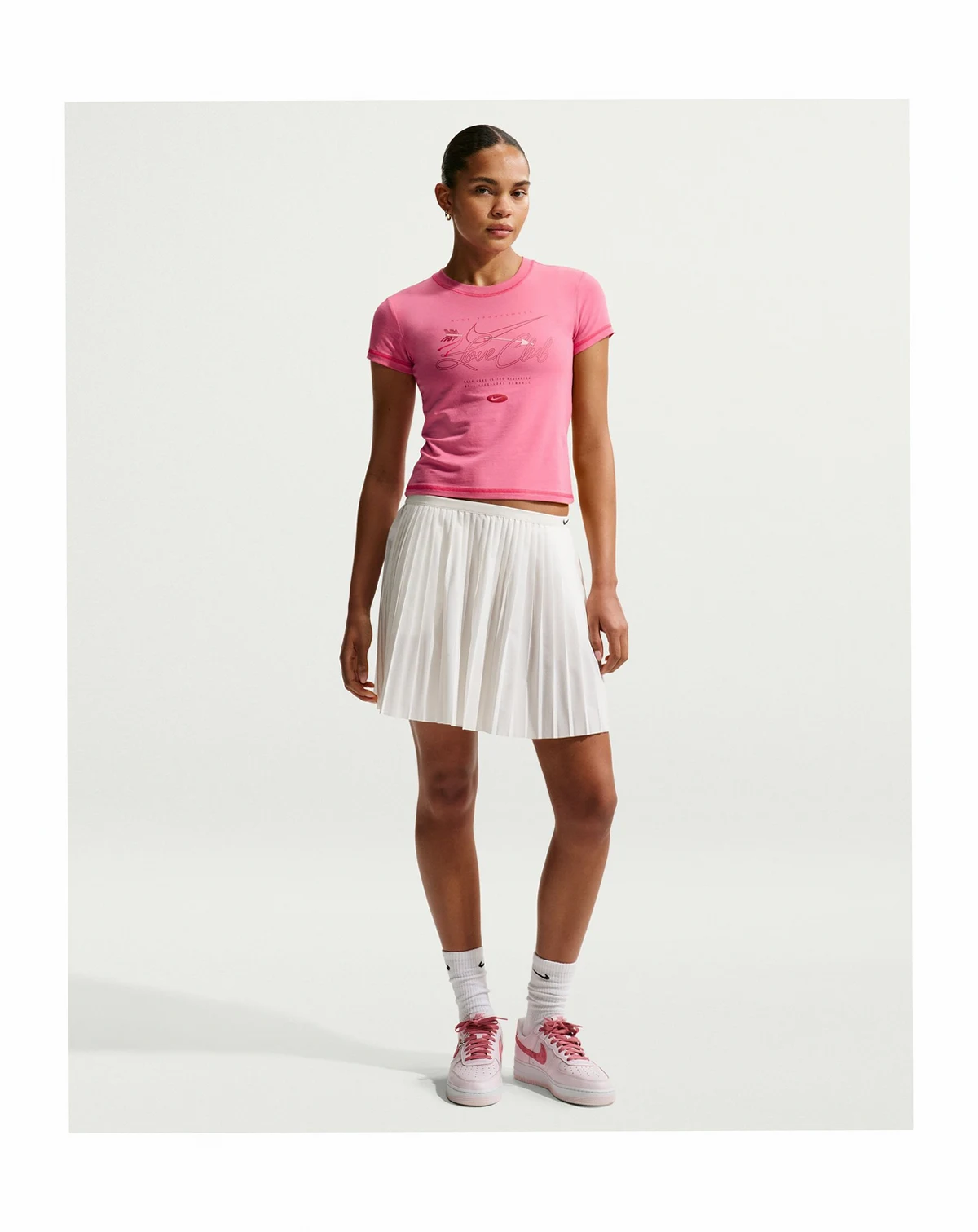 Sportswear Women's Chill Knit Slim Short-Sleeved Cropped T-Shirt