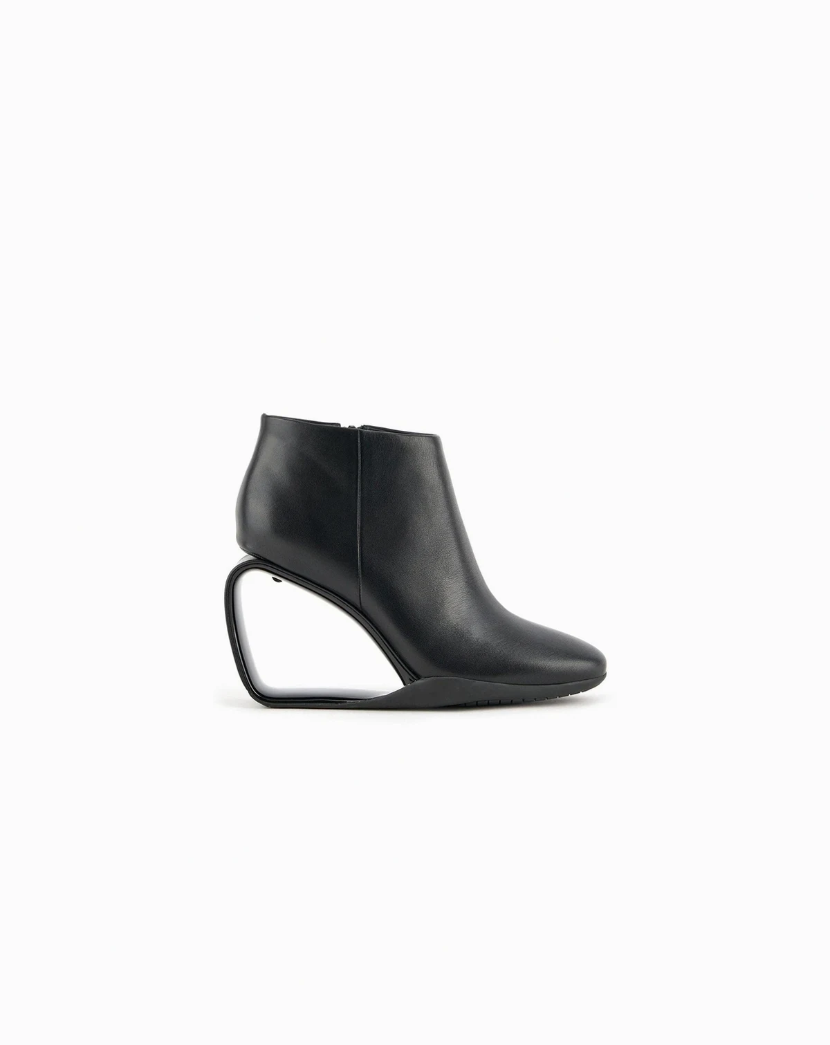 Womens Mobius Ankle Bootie Hi
