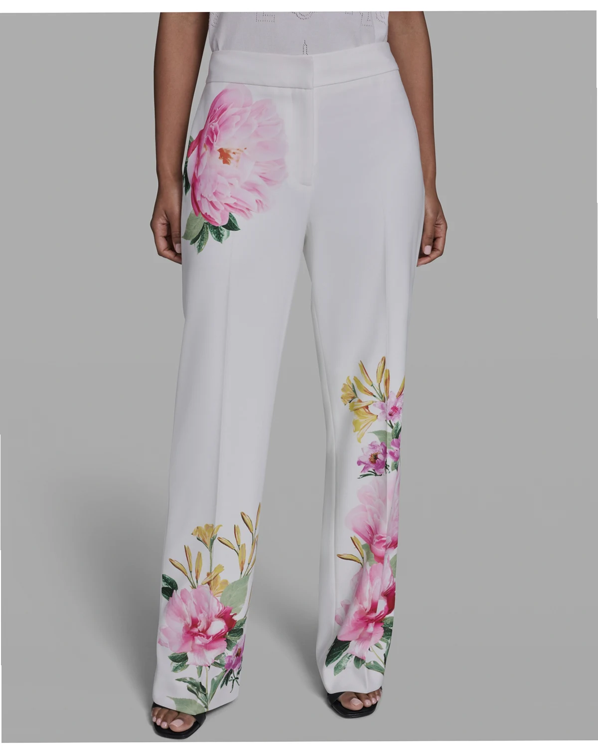 Women's Mid-Rise Placed Floral Print Pants