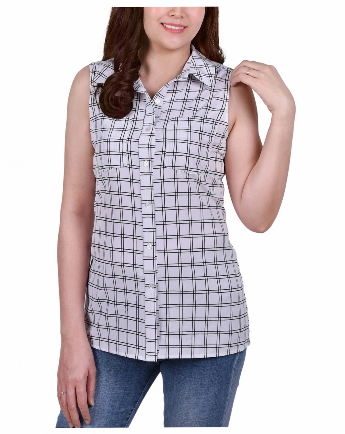Women's Petite Sleeveless Notch Collar Button Front Blouse