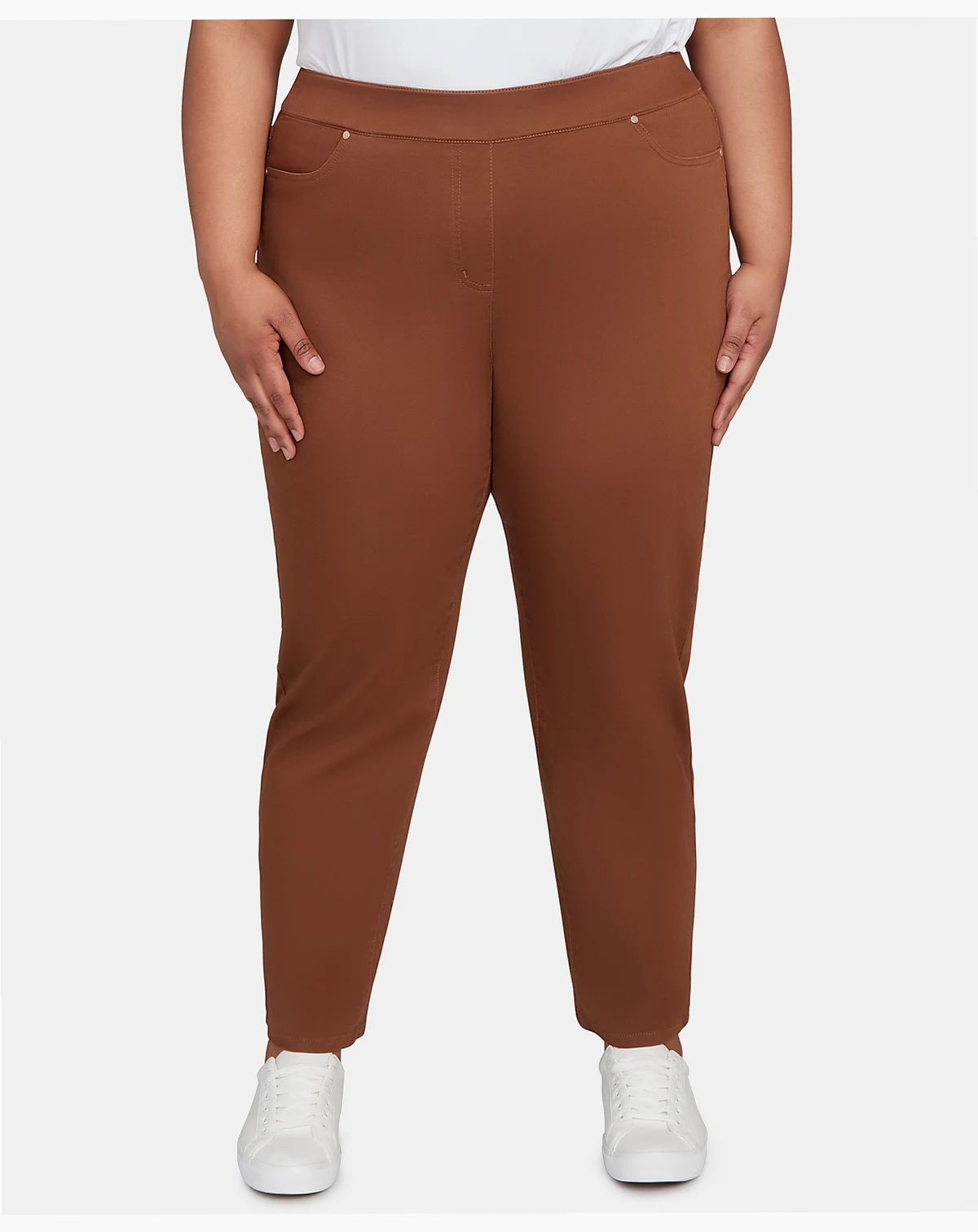 Plus Size Mount Laurel Allure Front Pocket Pull On Short Length Pants