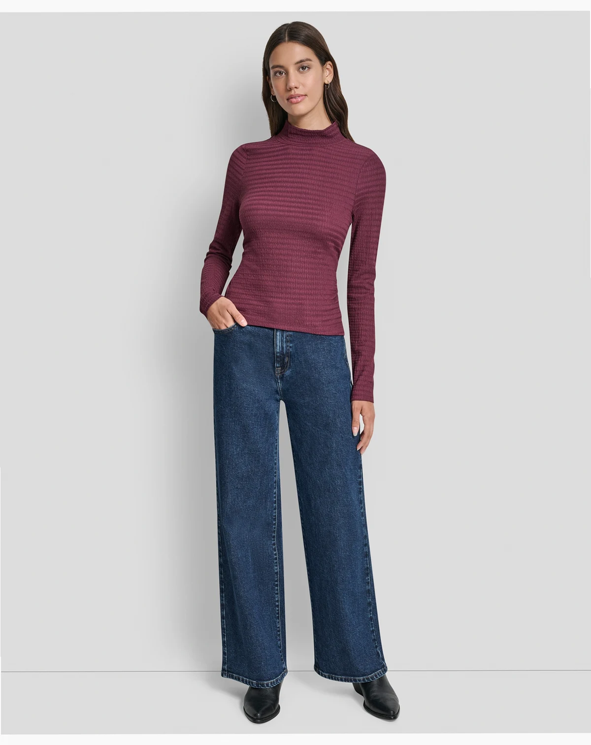 Women's Ripple Lace Mock Neck T-Shirt