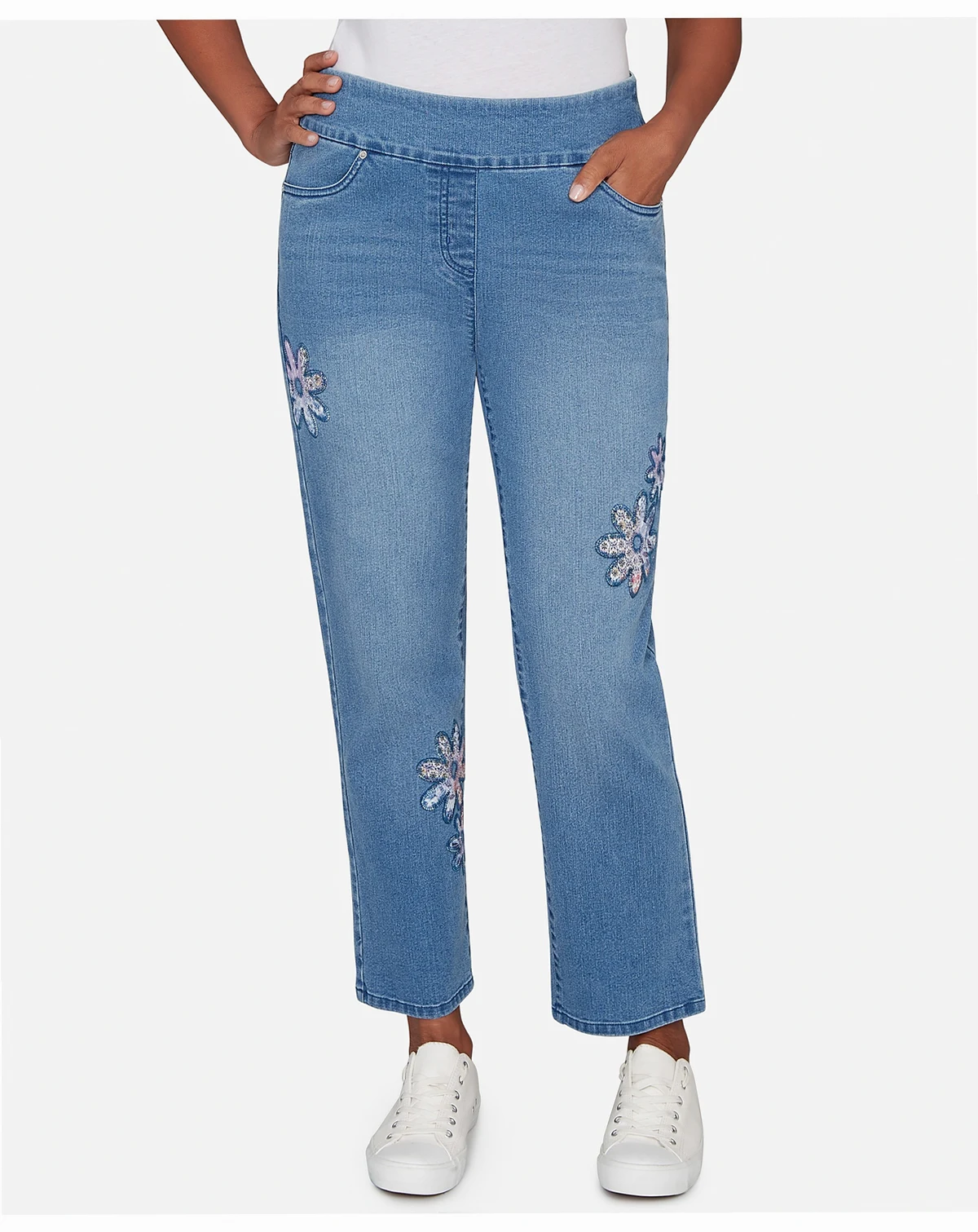Women's Hilton Head Floral Applique Detail Short Length Pants