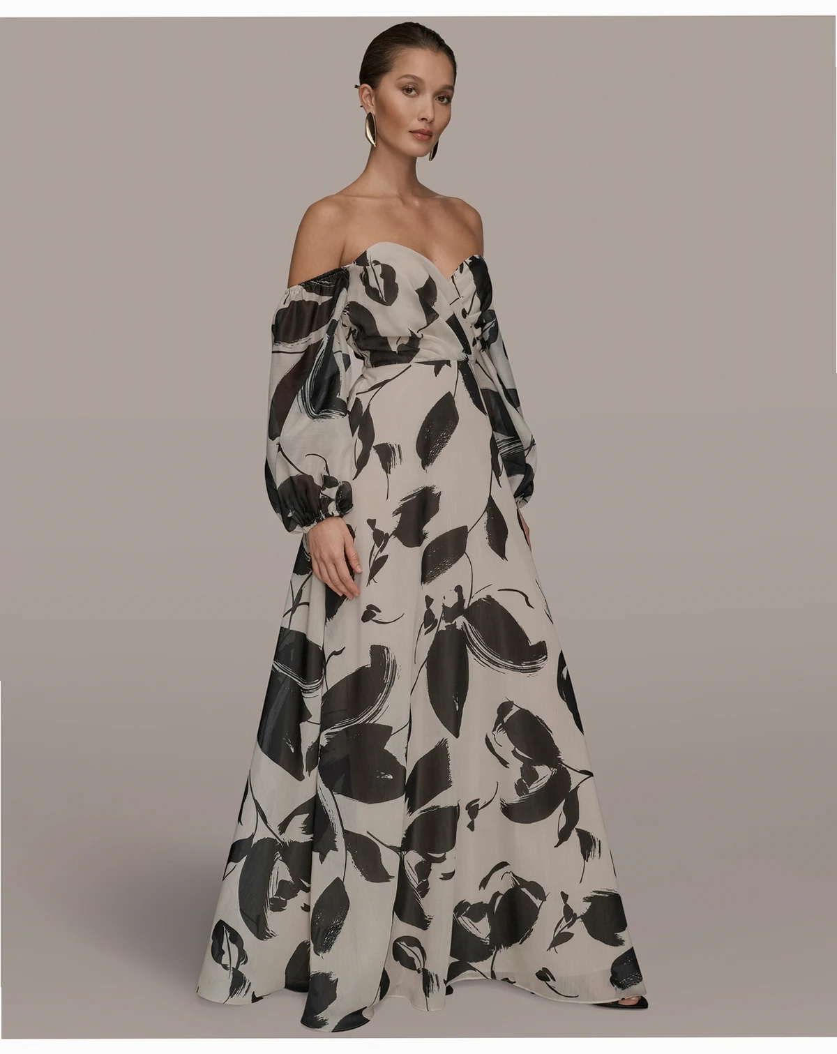Women's Floral Print Sweetheart Neckline Puff Sleeve Gown