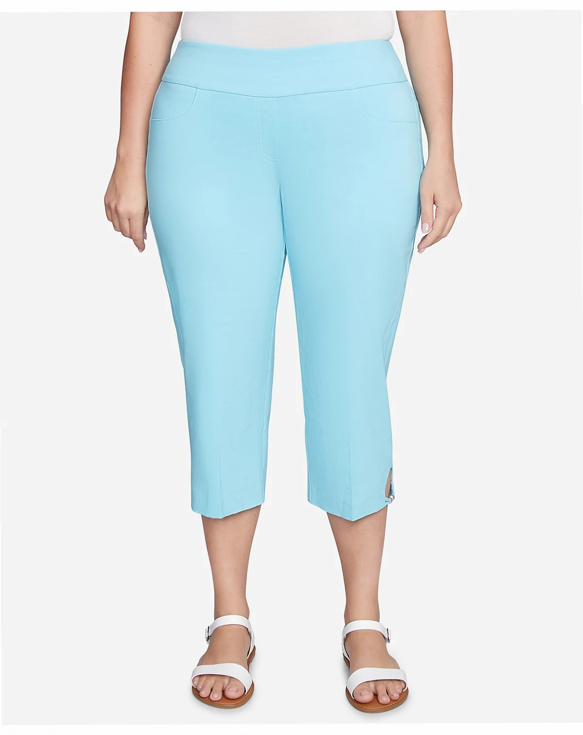 Plus Size Solid Pull On Capri Pants