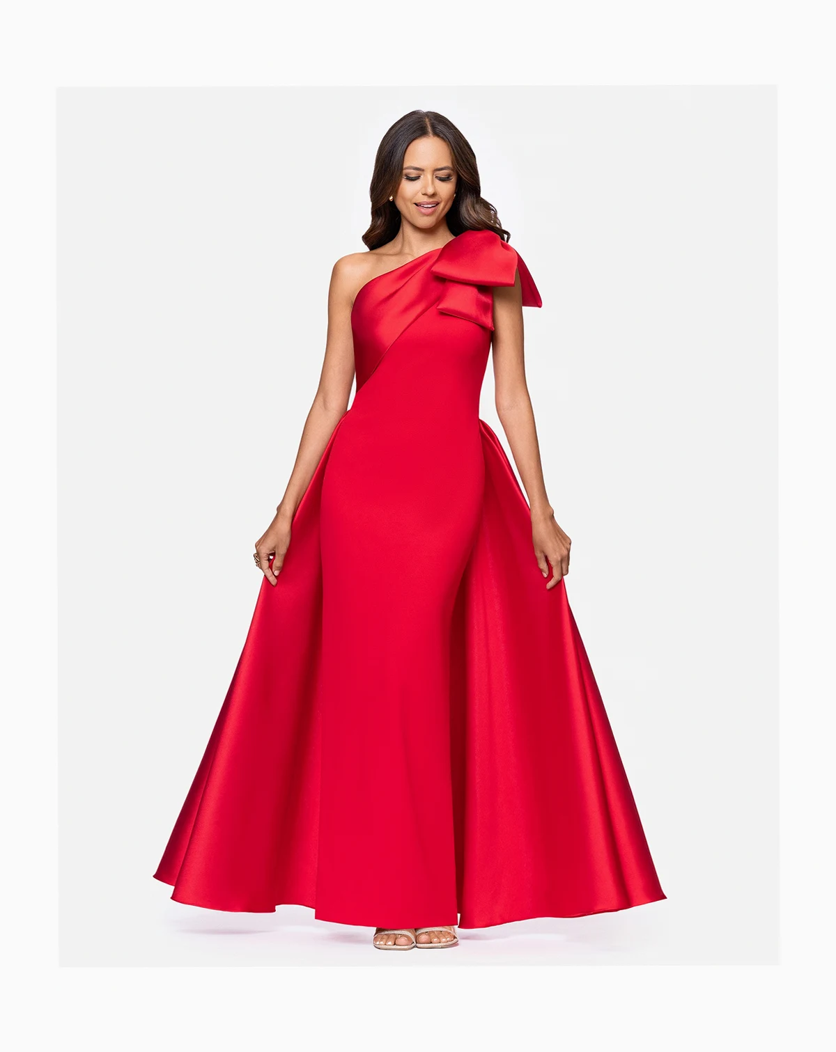 Women's One-Shoulder Gown