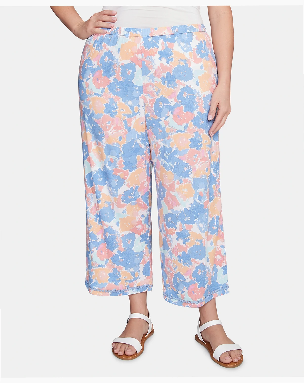 Plus Size Floral Print Soft Capri Pants