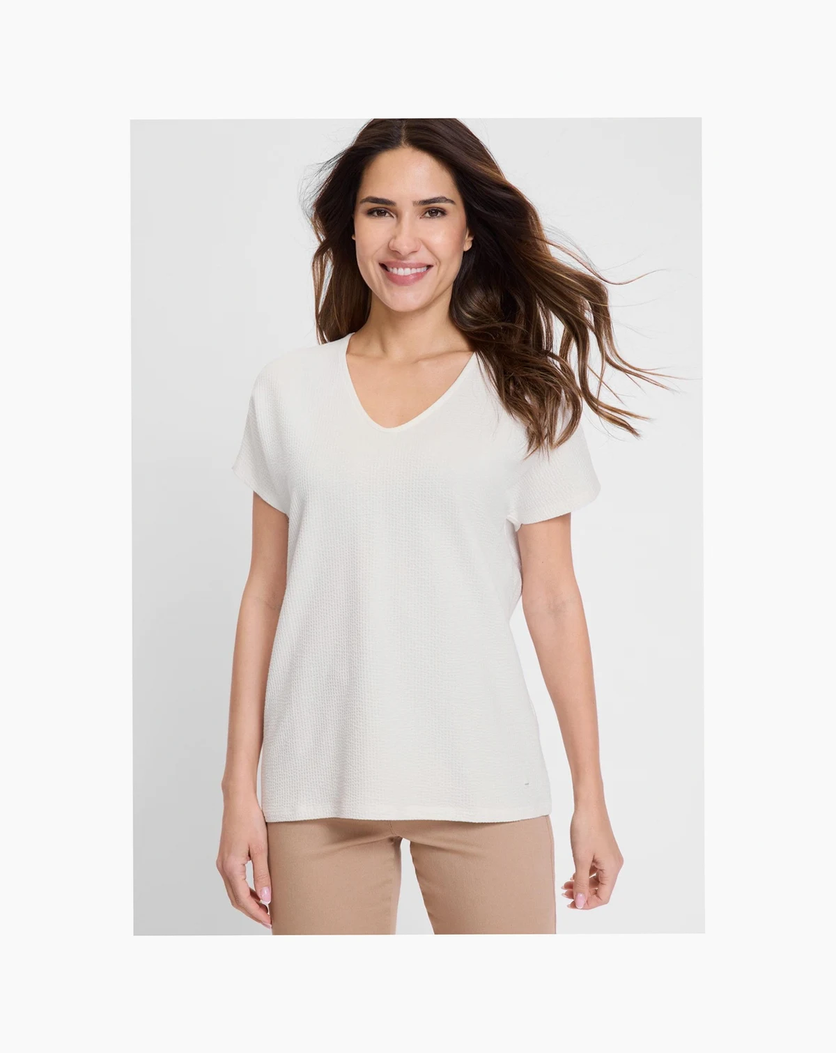 Women's Seersucker V-Neck T-Shirt