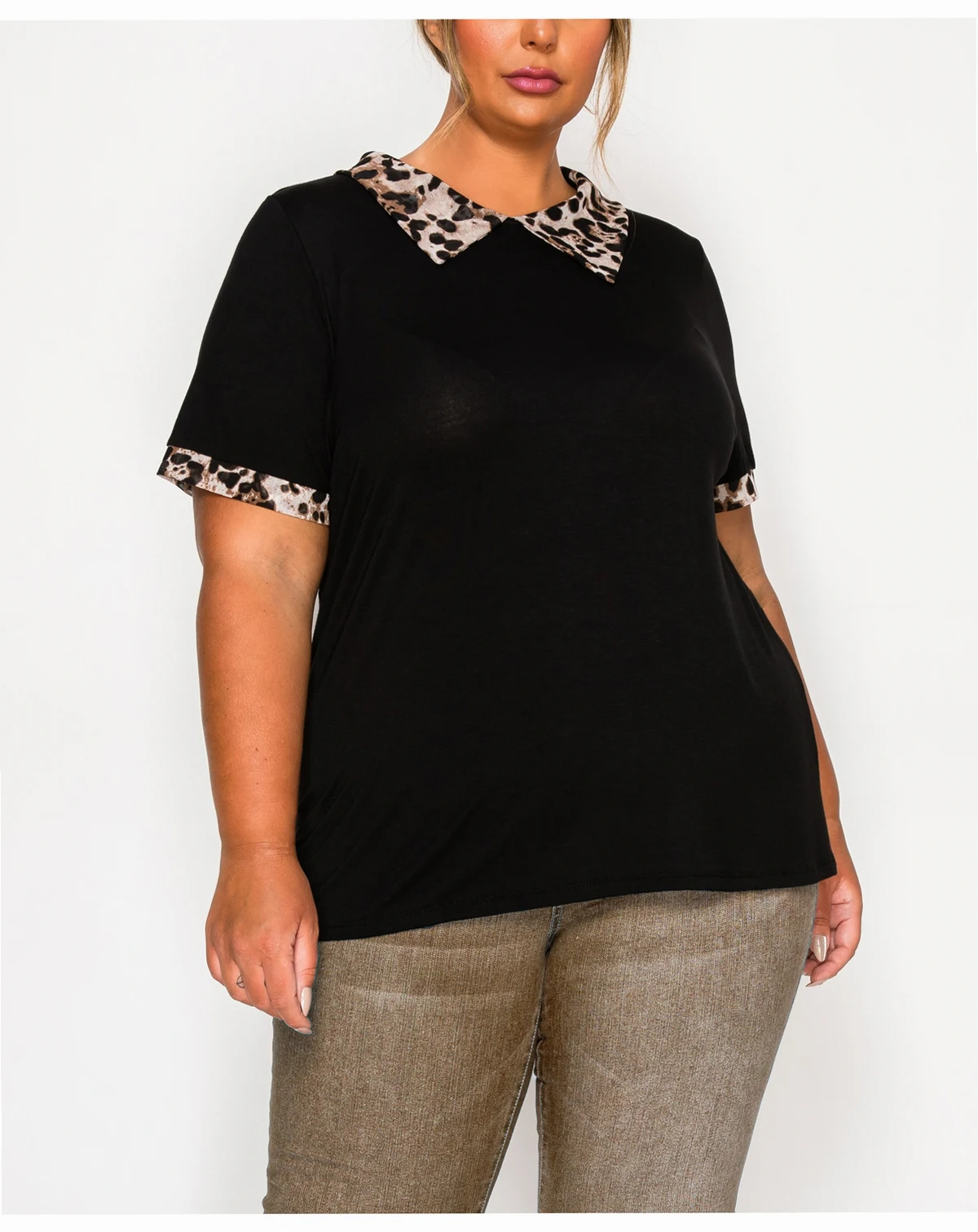 Plus Size Leopard Print Mesh Collar Keyhole Back Short Sleeve Top