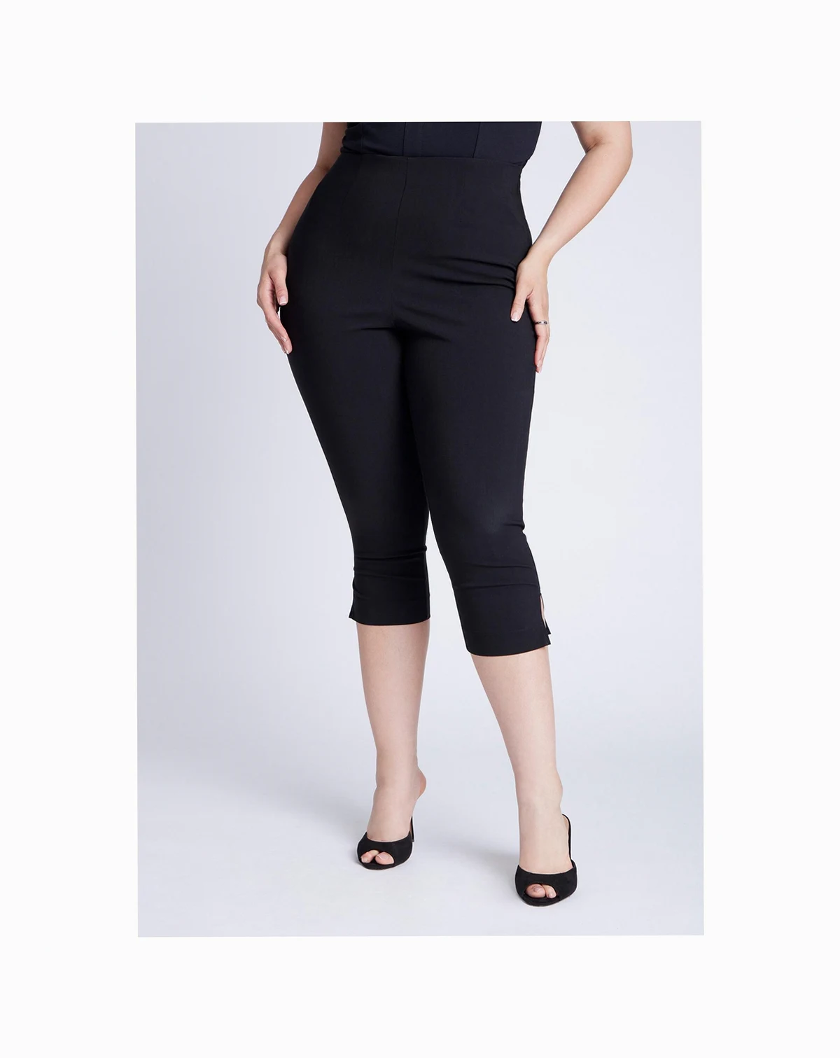 Women's Slim Stretch Capri