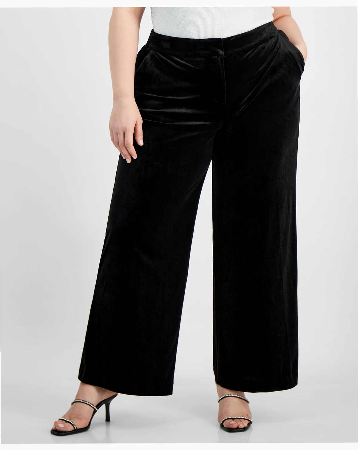 Plus Size Velvet Mid-Rise Wide-Leg Pants