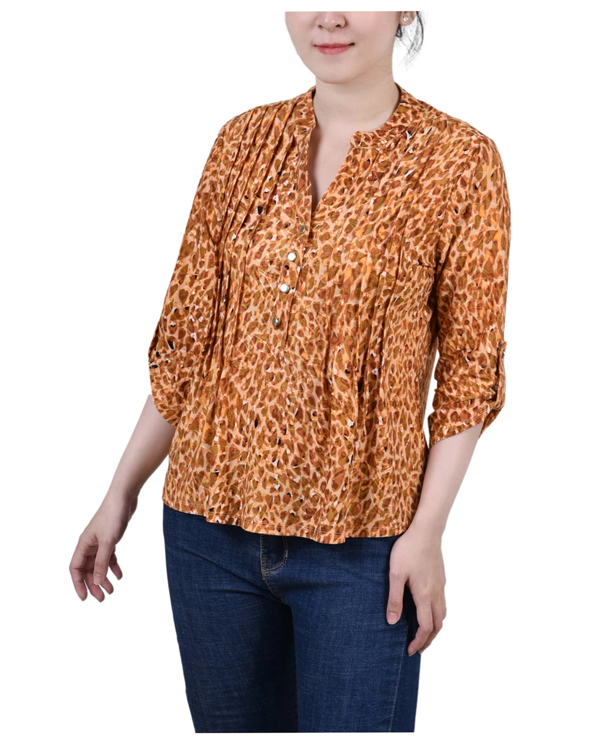 Petite 3/4 Roll Tab Sleeve Printed Pintuck Top