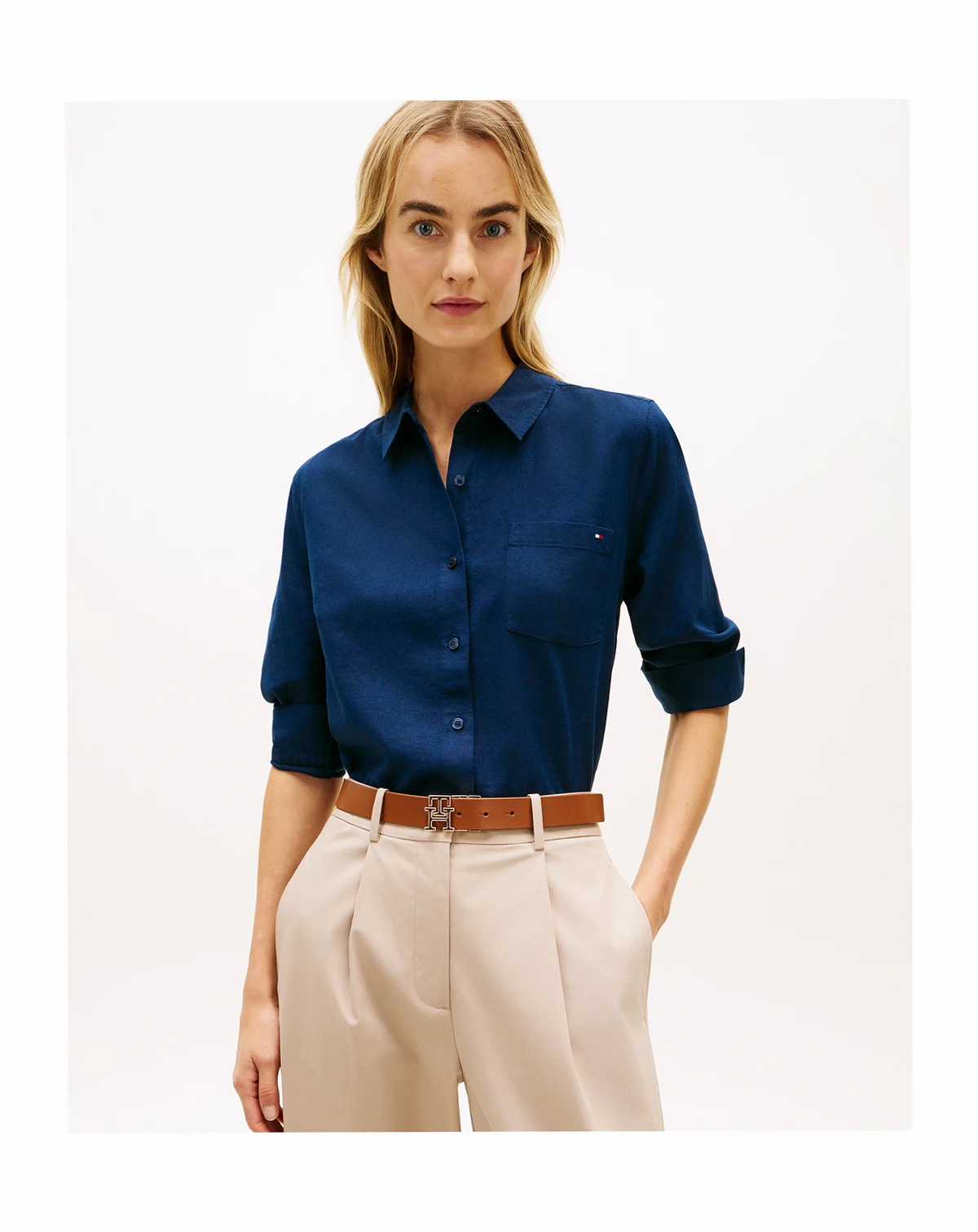 Women's Linen Roll-Tab Sleeve Collared Shirt
