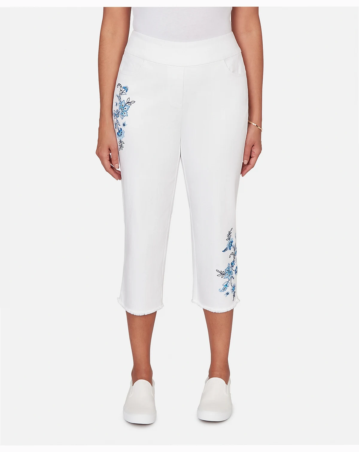 Petite Mykonos Floral Embroidered Fringe Super Stretch Denim Capri Pants