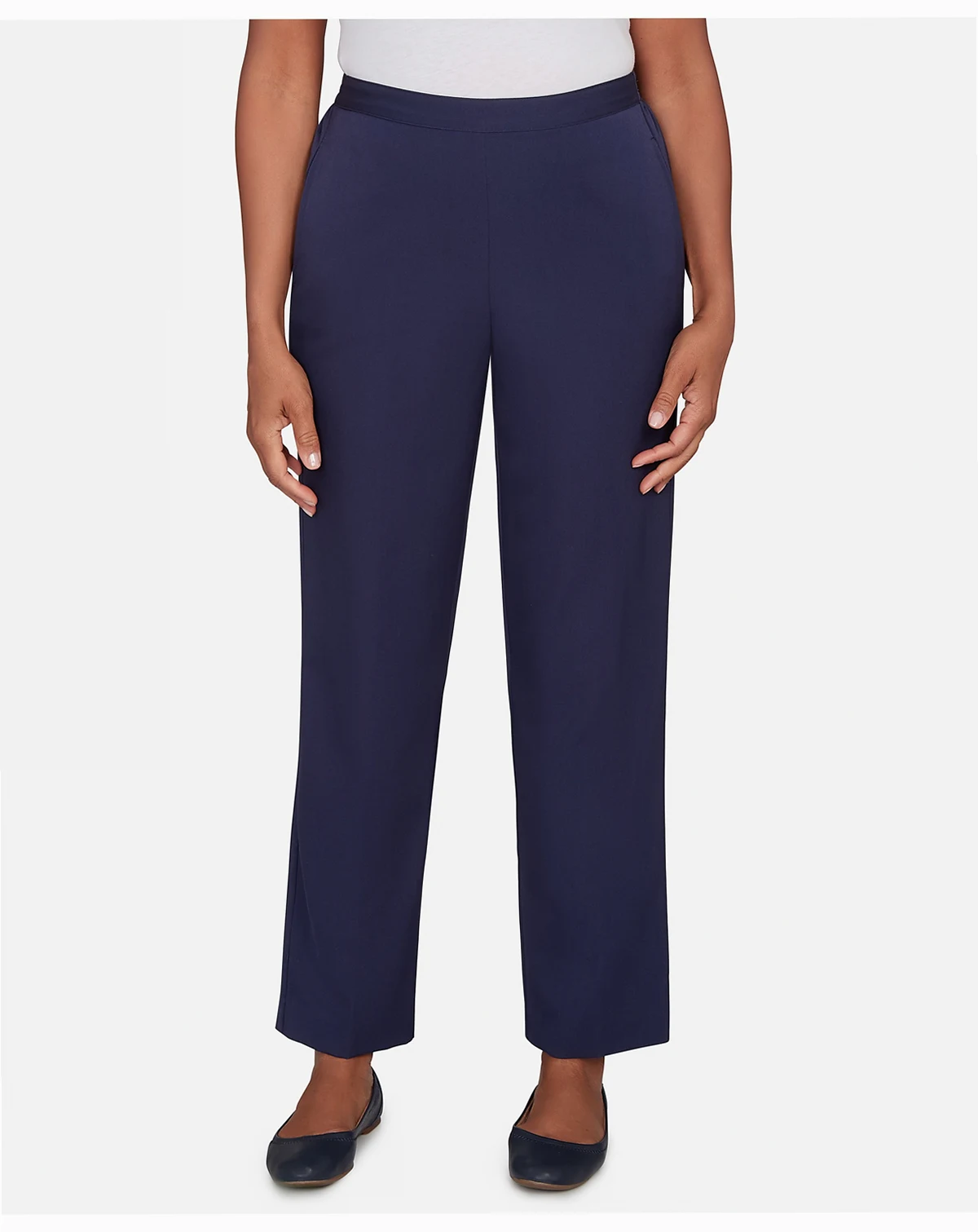 Petite Saratoga Springs Side Seam Pocket Short Length Twill Pants