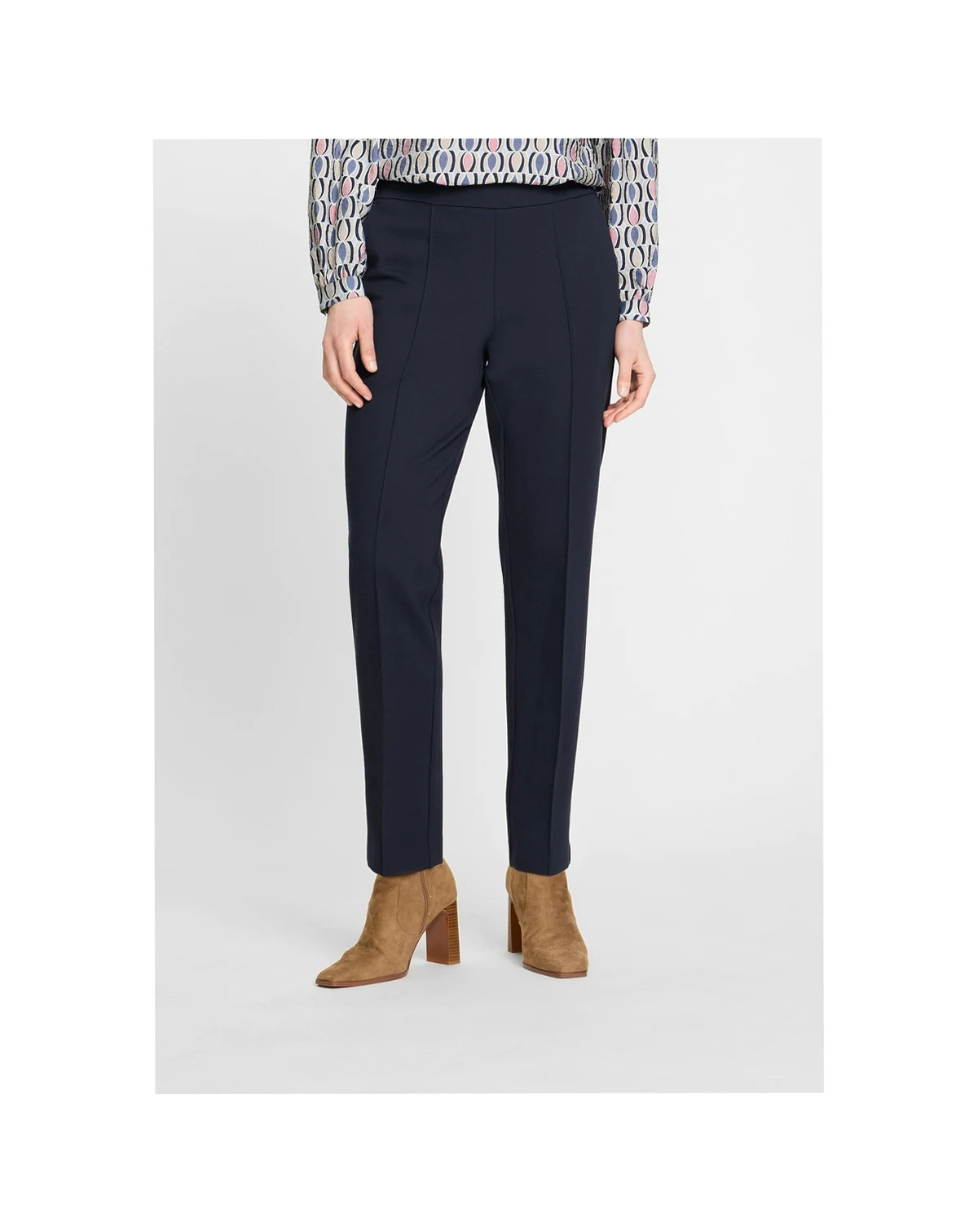 Lisa Fit Straight Leg Pull-On Pant