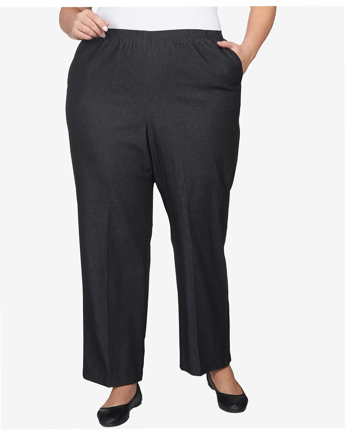 Plus Size Comfort Waistband Mid Rise Short Length Denim Pant