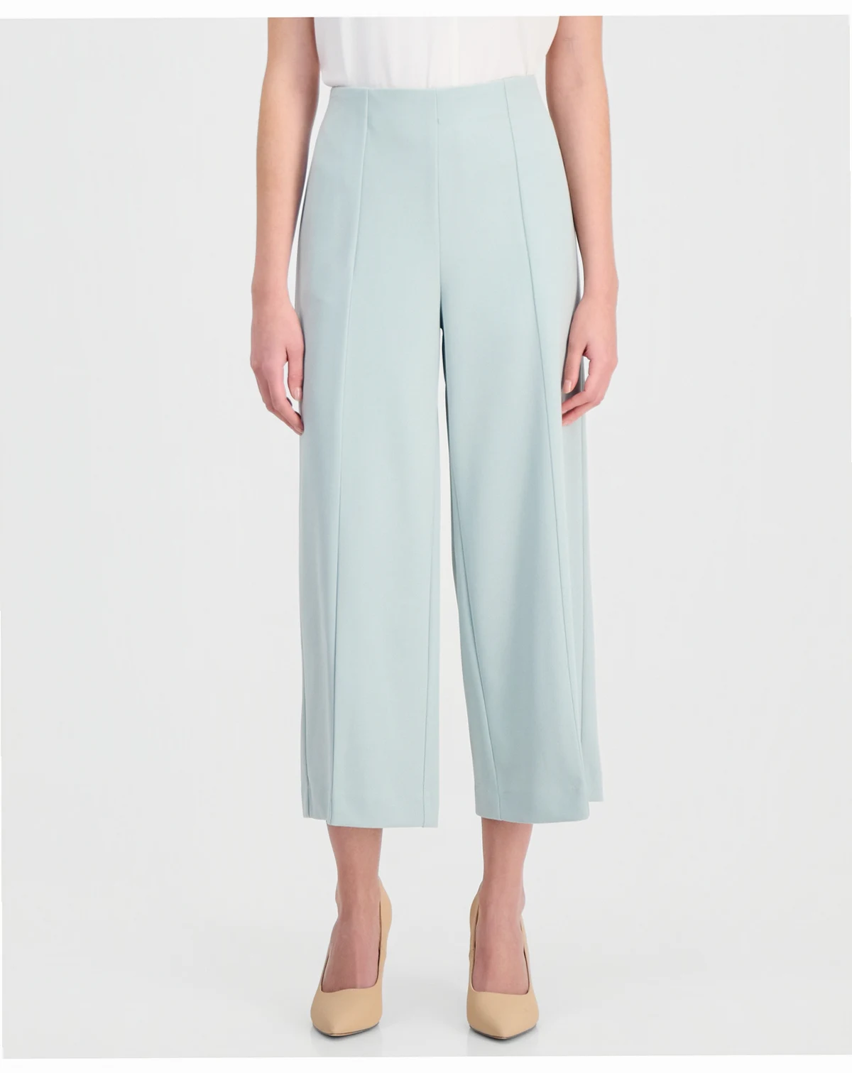 Petite Seamed Cropped Pull-On Pants