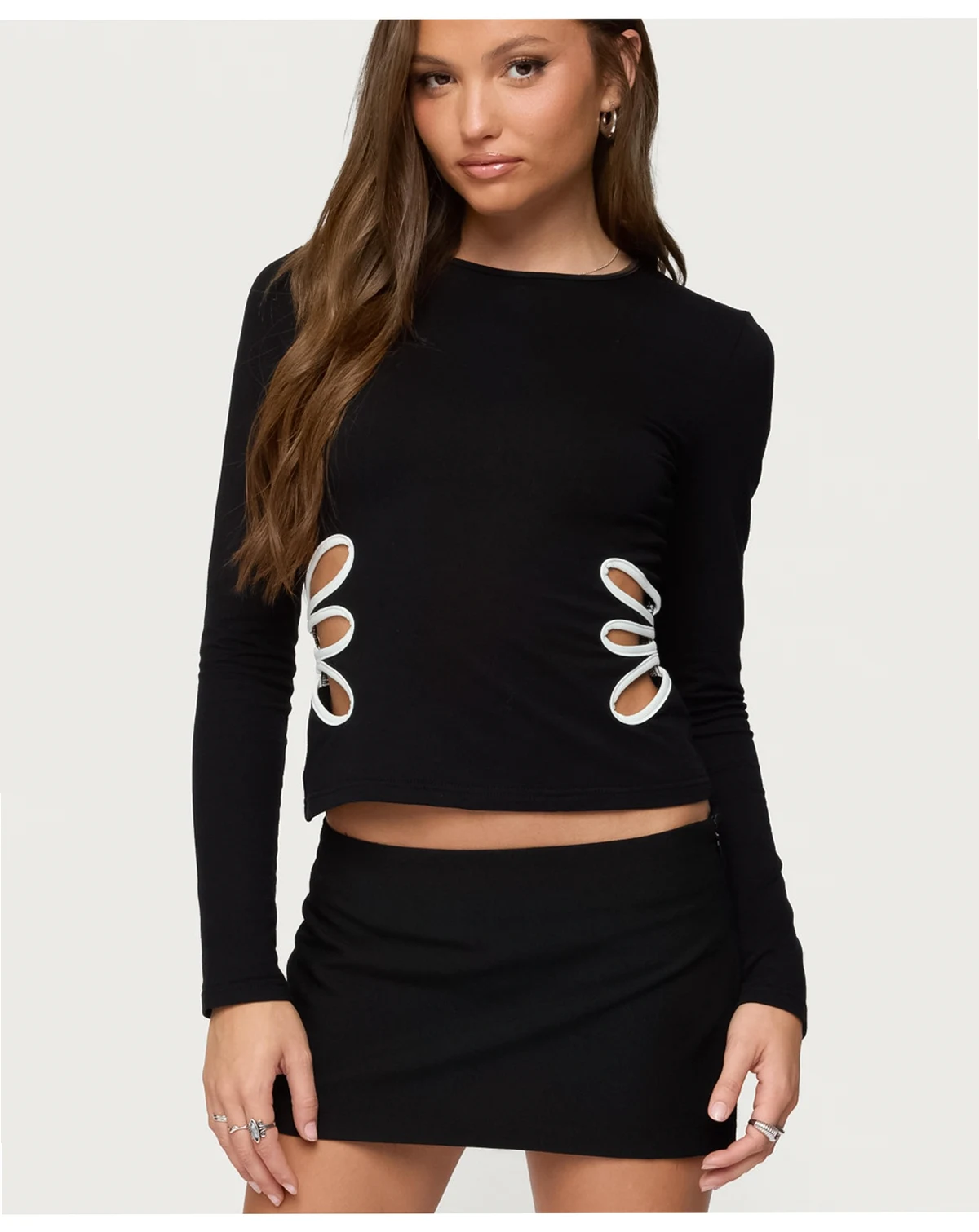 Women's Contrast Cut Out Long Sleeve Top