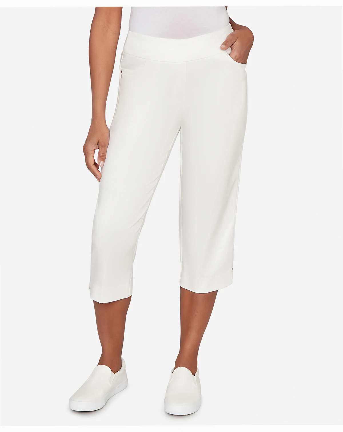 Petite Resort Living Smooth Waist Easy Pull-On Capri Pants