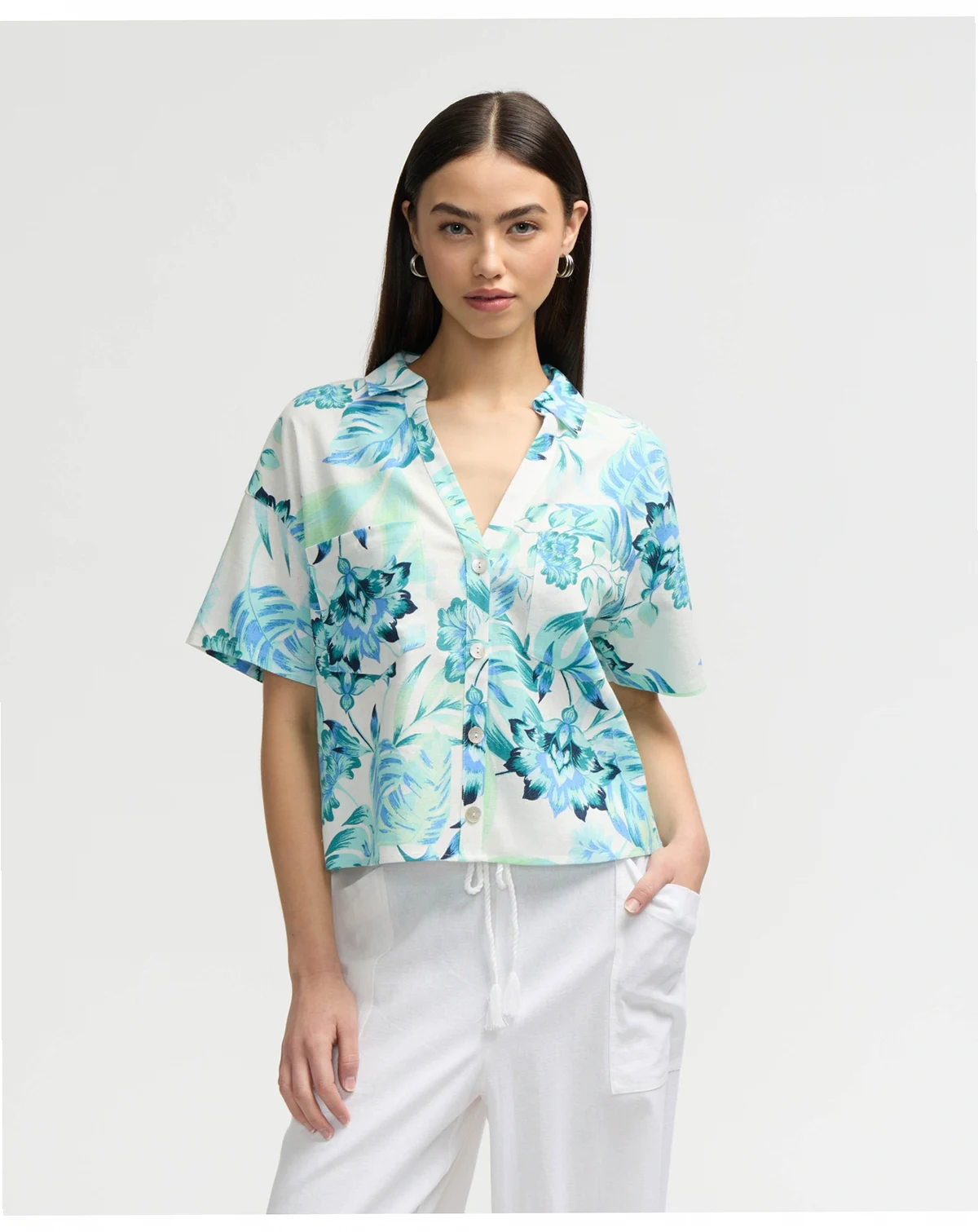 Women s Cropped Button Front Shirt