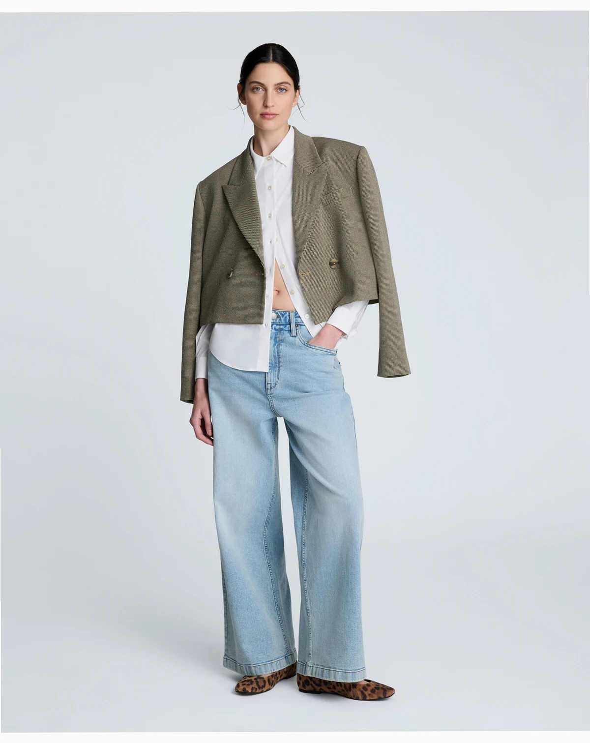 Women's Solid Poplin Button Front Shirt