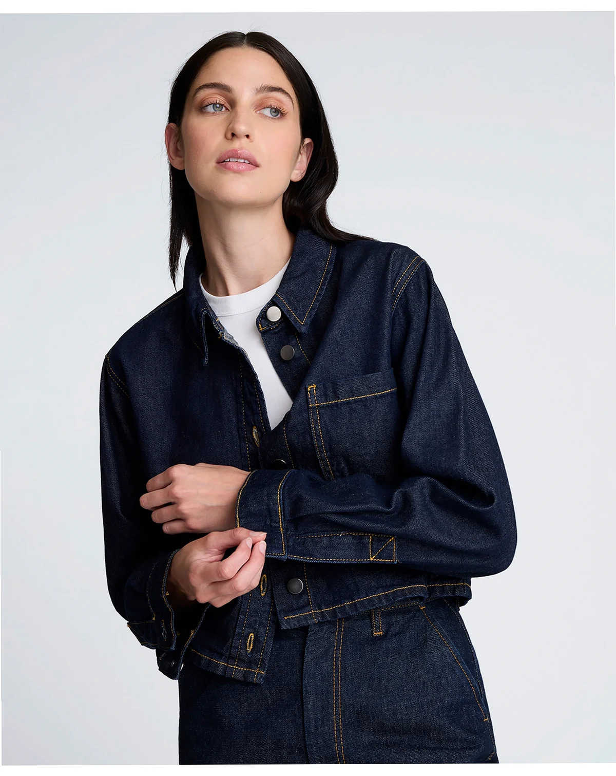 Women's Long-Sleeve Cropped Denim Jacket