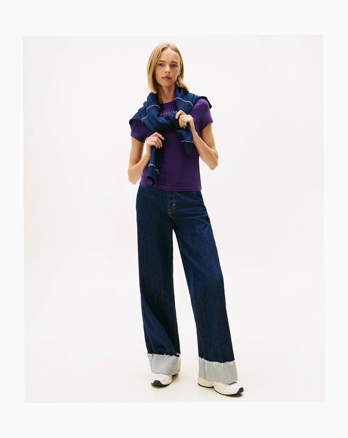 Women's Crewneck Slim Bling Linear T-Shirt