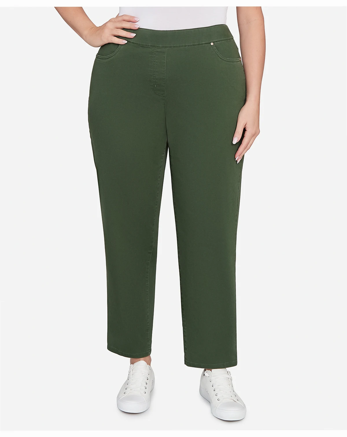 Plus Size Mount Laurel Allure Front Pocket Pull On Medium Length Pants