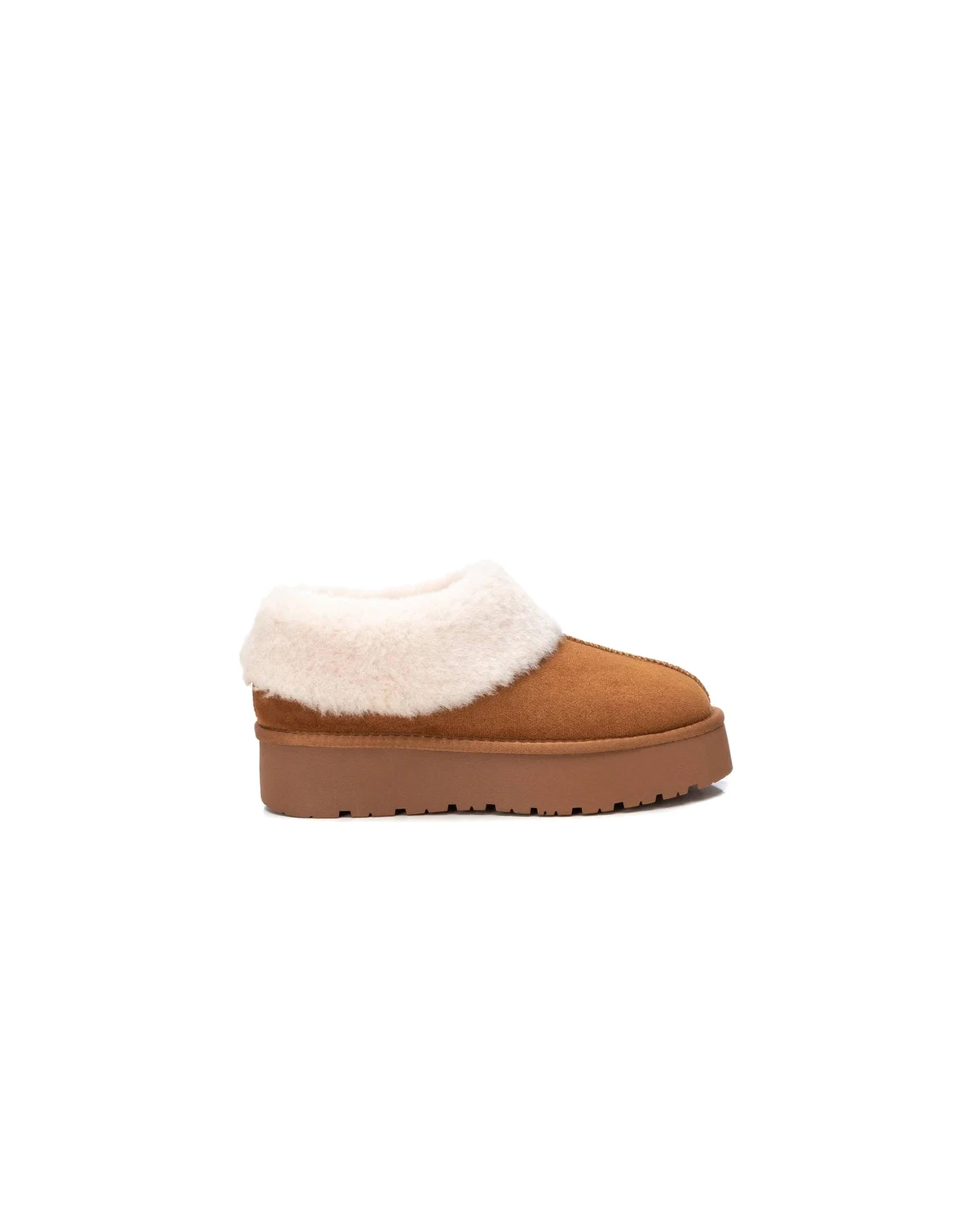 Women's Winter Suede Clogs By XTI