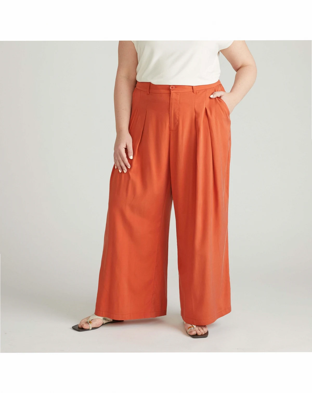 Plus Size Palais Cooling Cupro Wide Leg Pant.