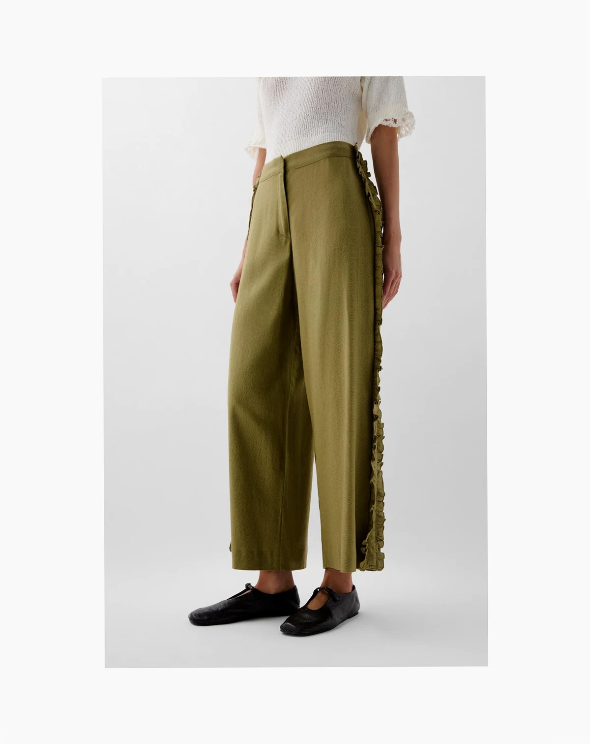 Women's Ruffle Prep Pant