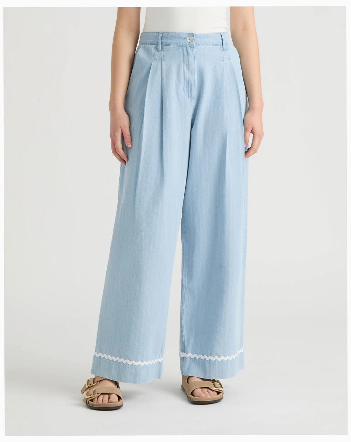 NVLT Women's Wide Leg Pleated Trousers