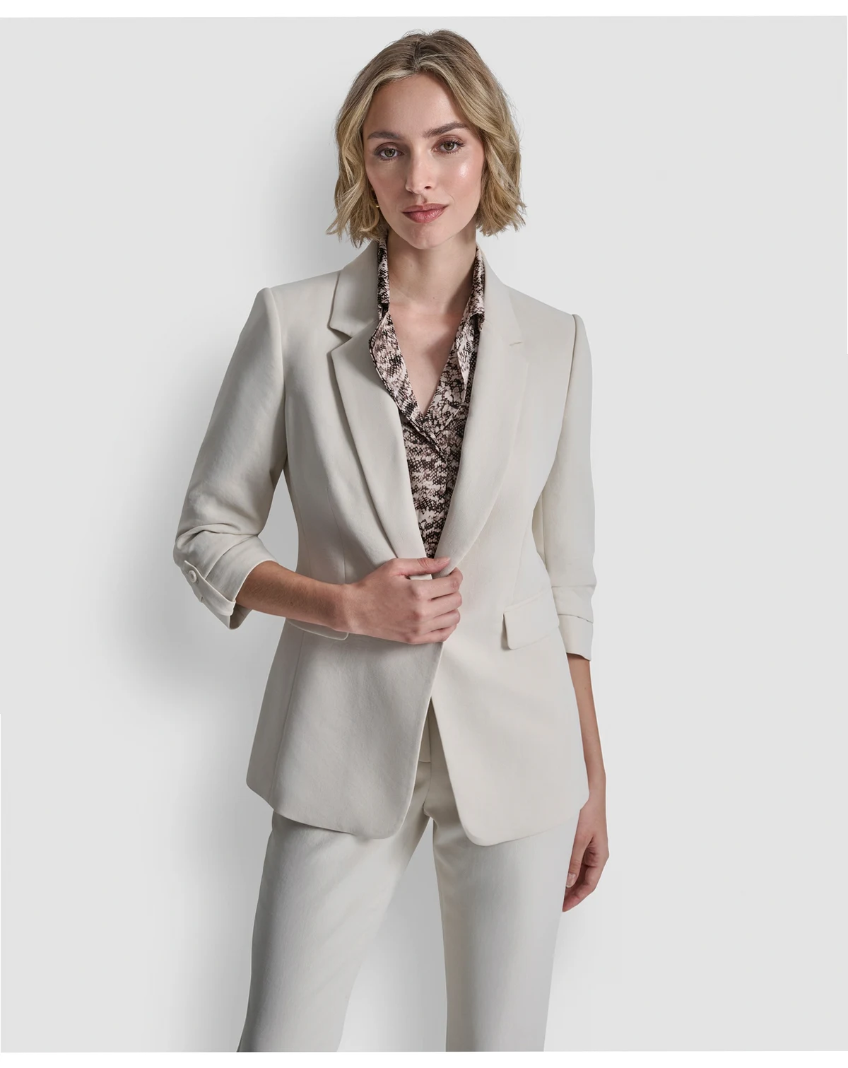 Women's Notch Collar One-Button Blazer