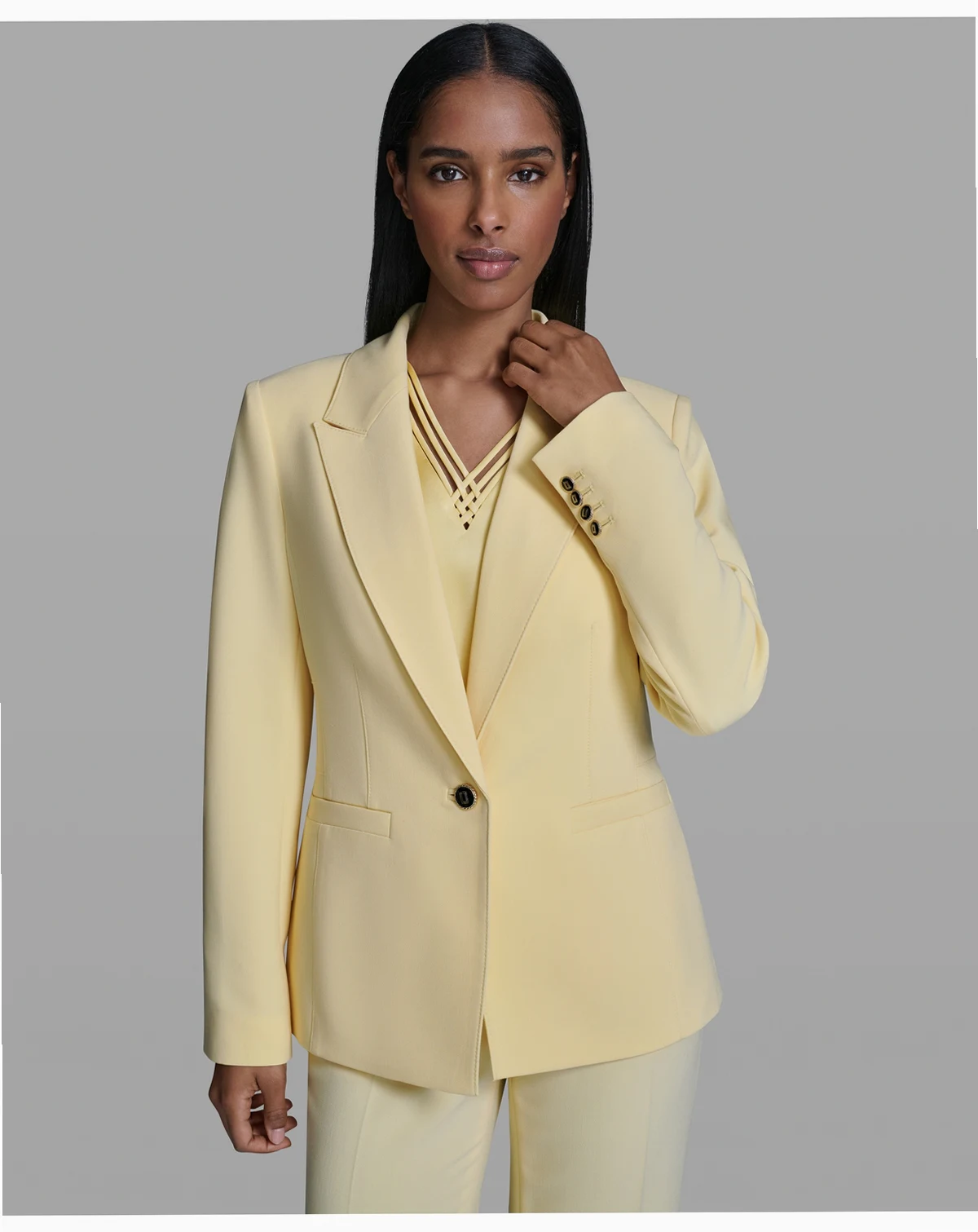 Women's Notch Lapel Blazer