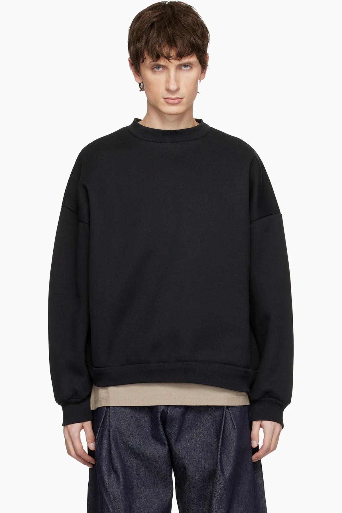 Black V2 Crewneck Sweatshirt
