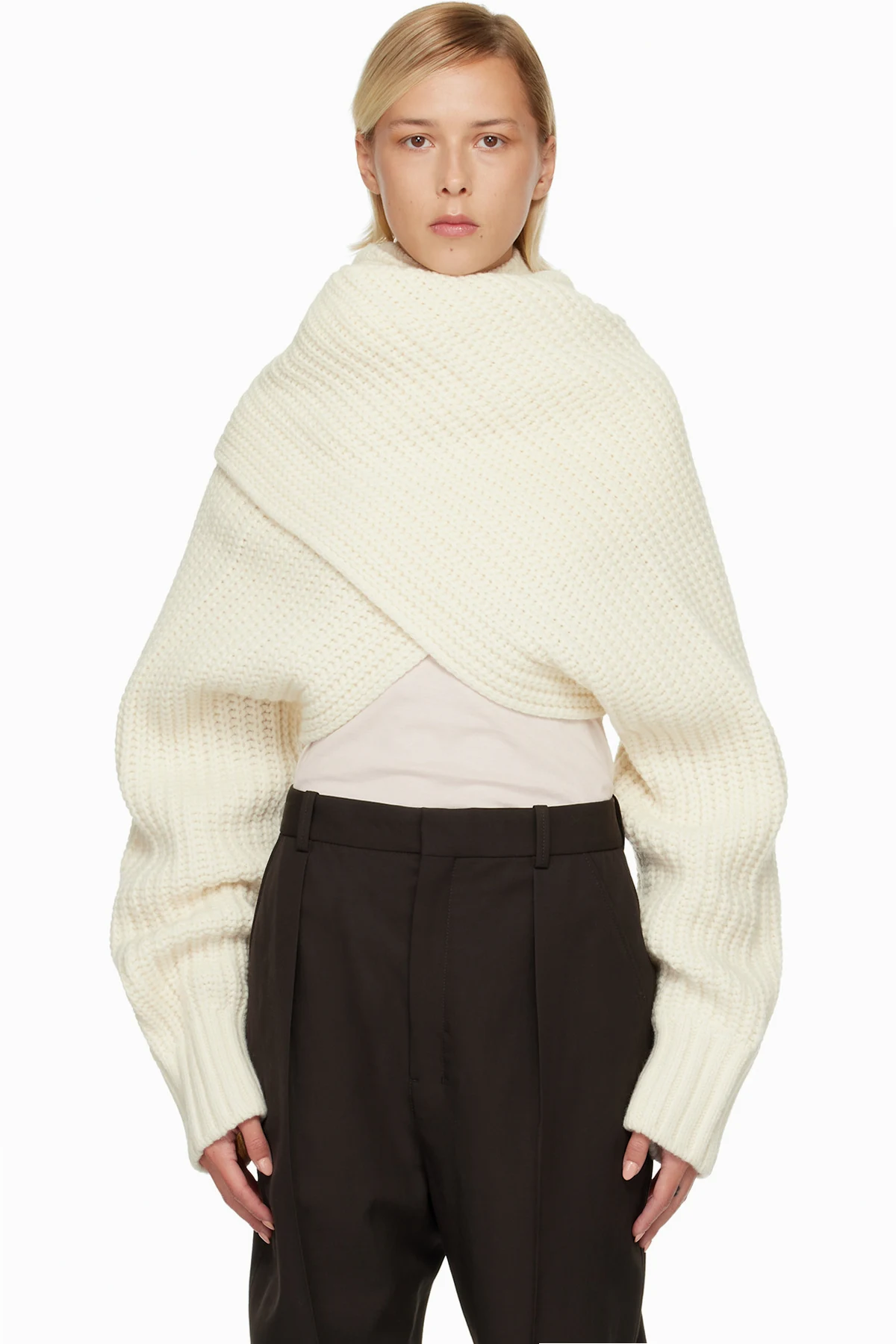 Off-White Wool Knit Pullover Turtleneck
