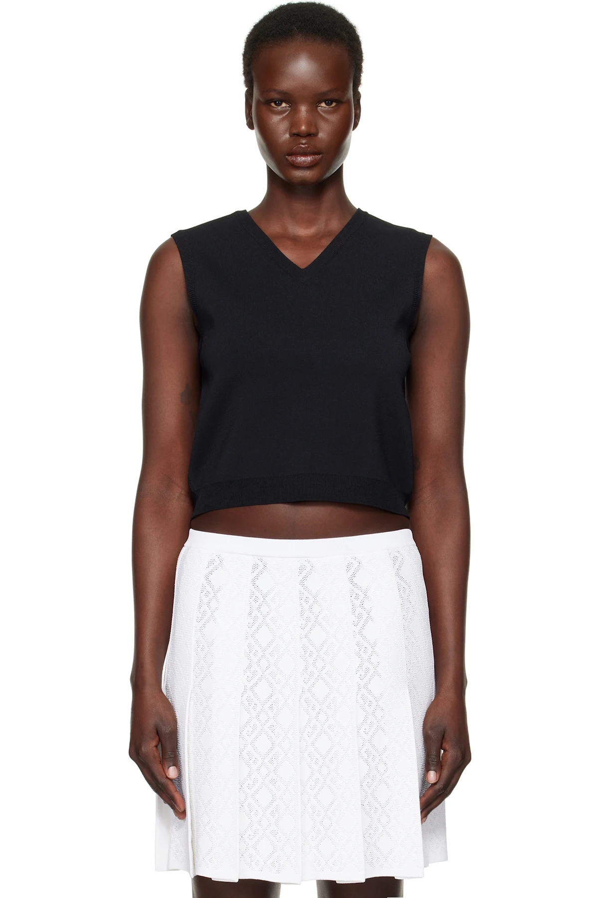 Black Sleeveless V-Neck Vest